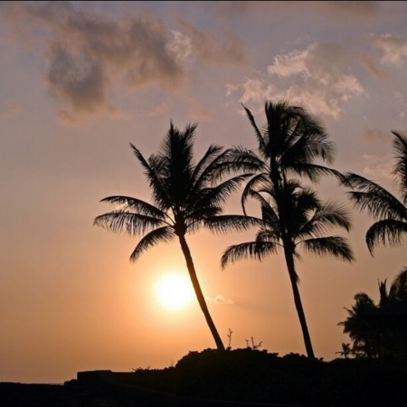 Sunset on the Kona coast by Rita Garcia via Trover.com